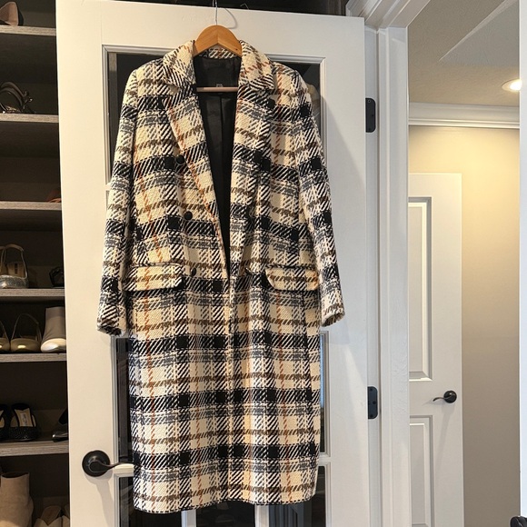 River Island Jackets & Blazers - River Island Black and Cream Plaid Fall Trench Coat